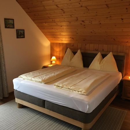 Gerstbreinhof Bed & Breakfast Бад Санкт Лионхард им Лавантал Екстериор снимка