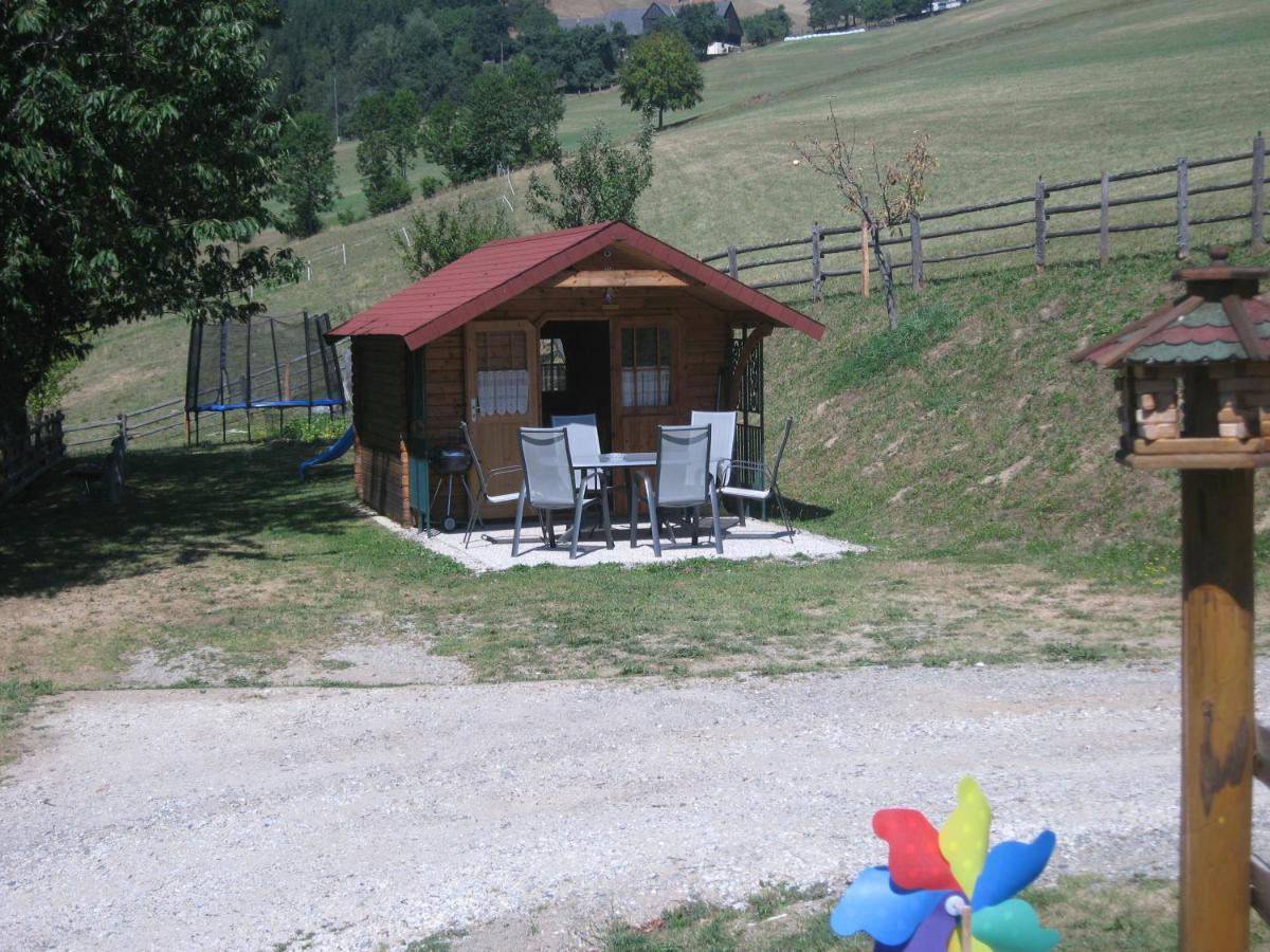 Gerstbreinhof Bed & Breakfast Бад Санкт Лионхард им Лавантал Екстериор снимка